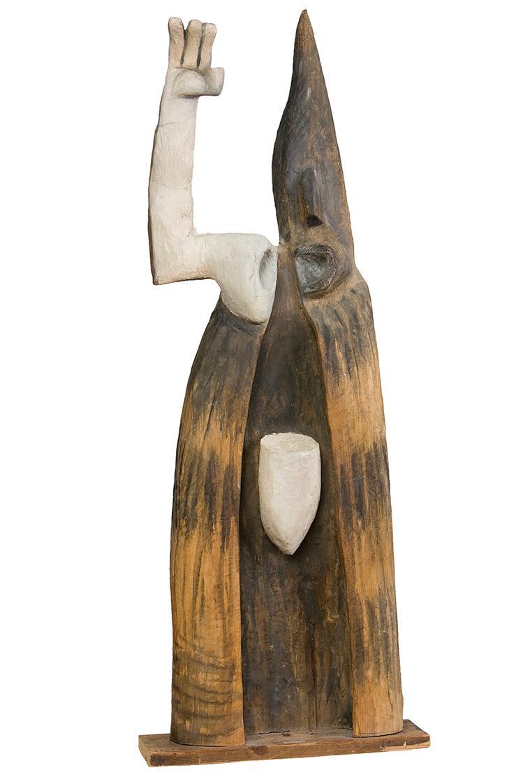 Kurt Hüpfner, Pauker, 1990, Lindenholz, mit Ölfarbe bemalt, 90,5 × 35 × 11 cm, Privatbesitz, Wi ...